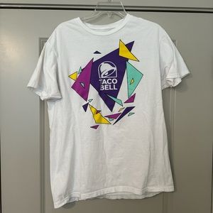 Vintage-style 90s logo tag bell shirt